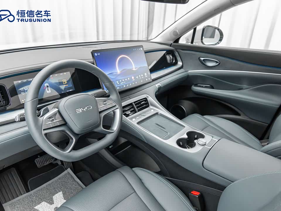 BYD Sea Lion 07 DM-i