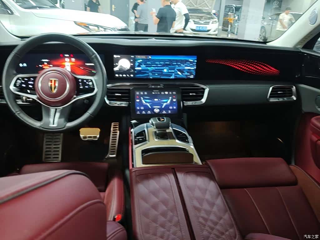 Hongqi E-HS9, 2023 10
