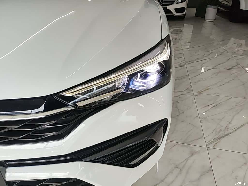 Roewe i5, 2023 24