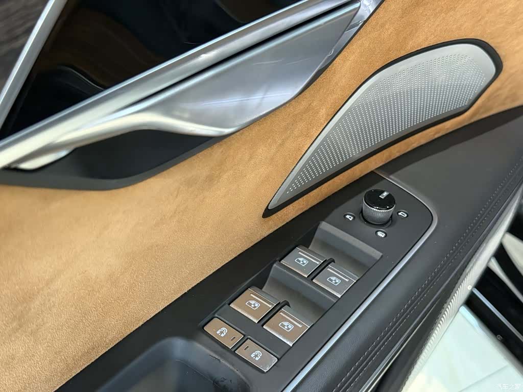Audi A8L, 2022 33