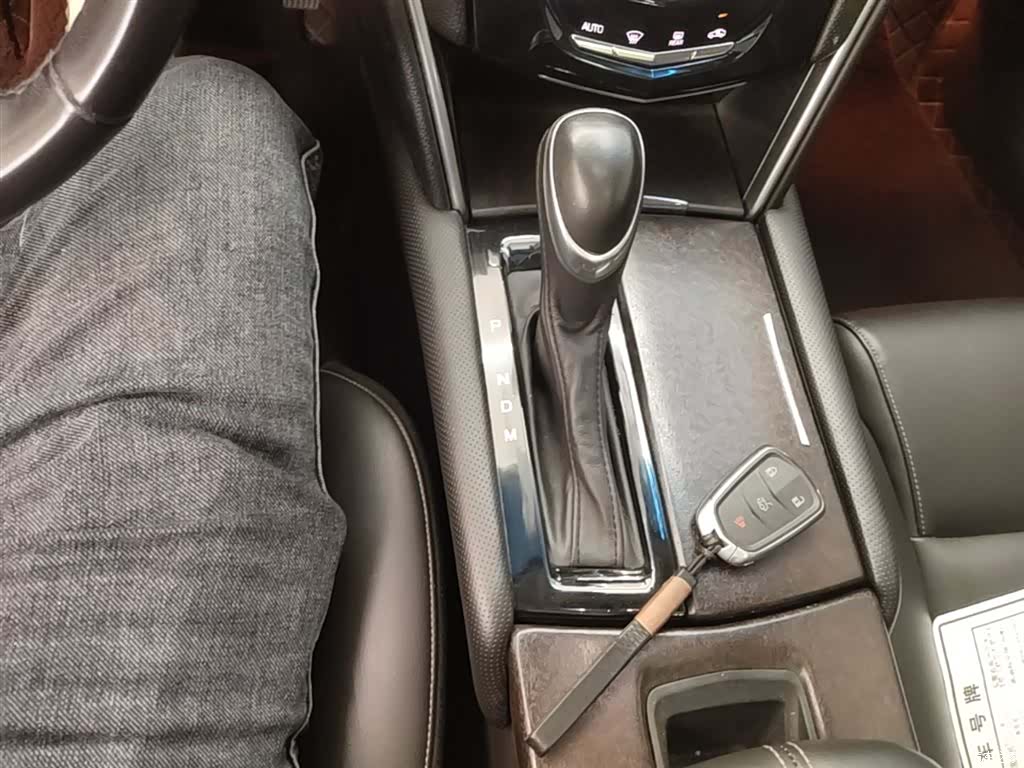 Cadillac XTS, 2018 13