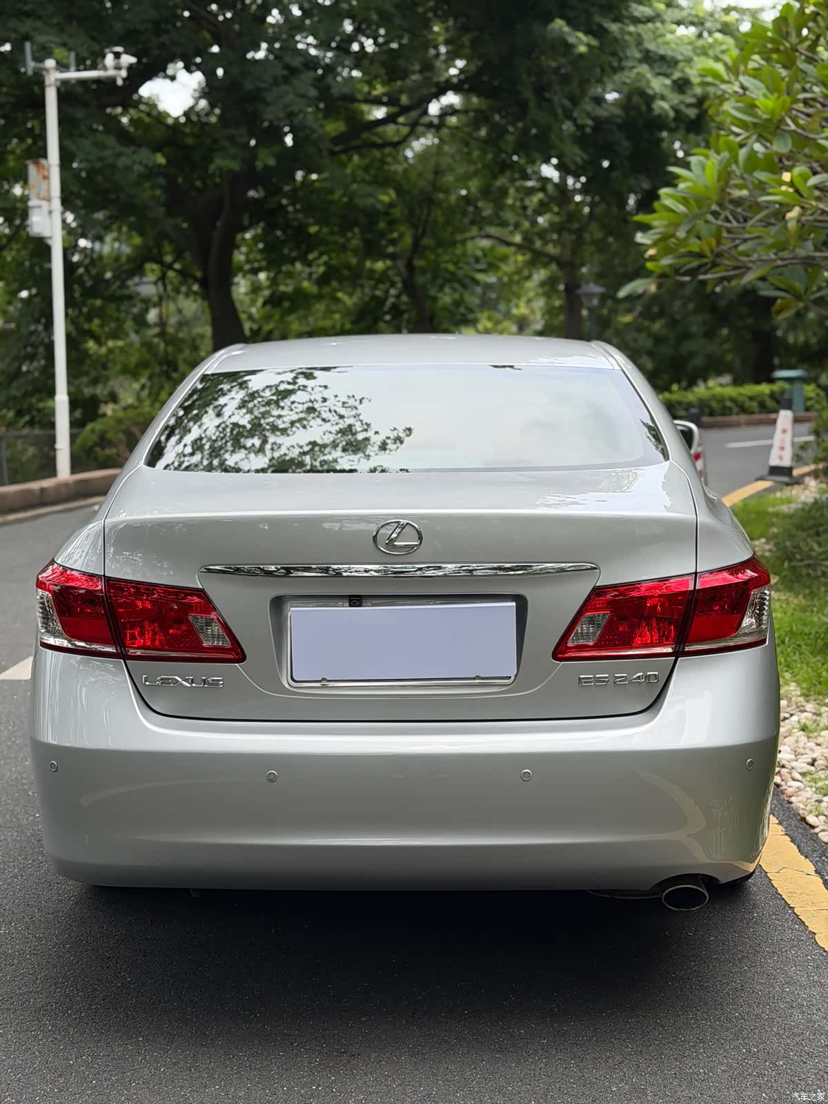 Lexus ES, 2010 6