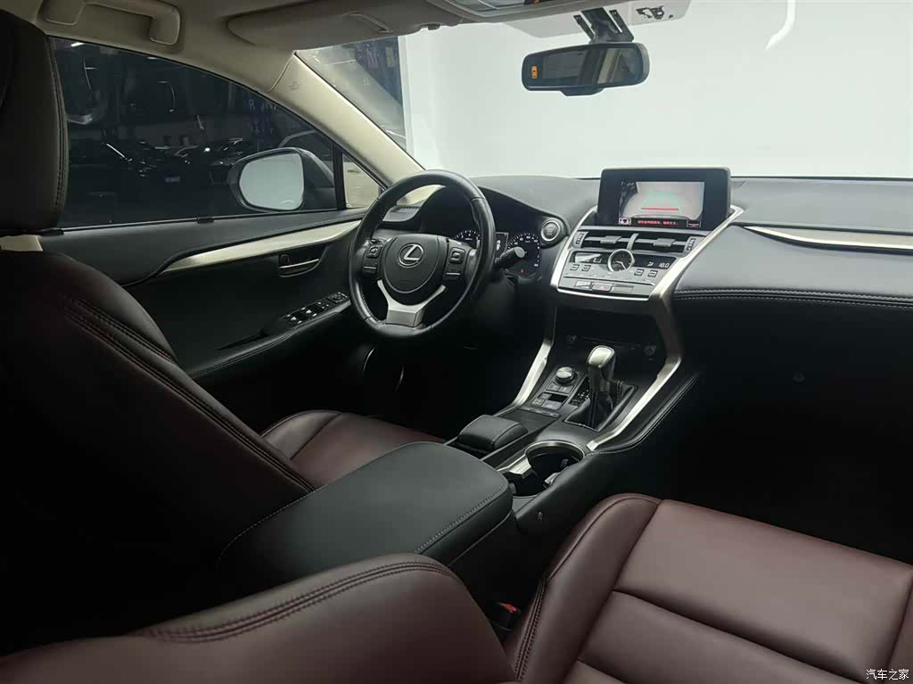 Lexus NX, 2021 19