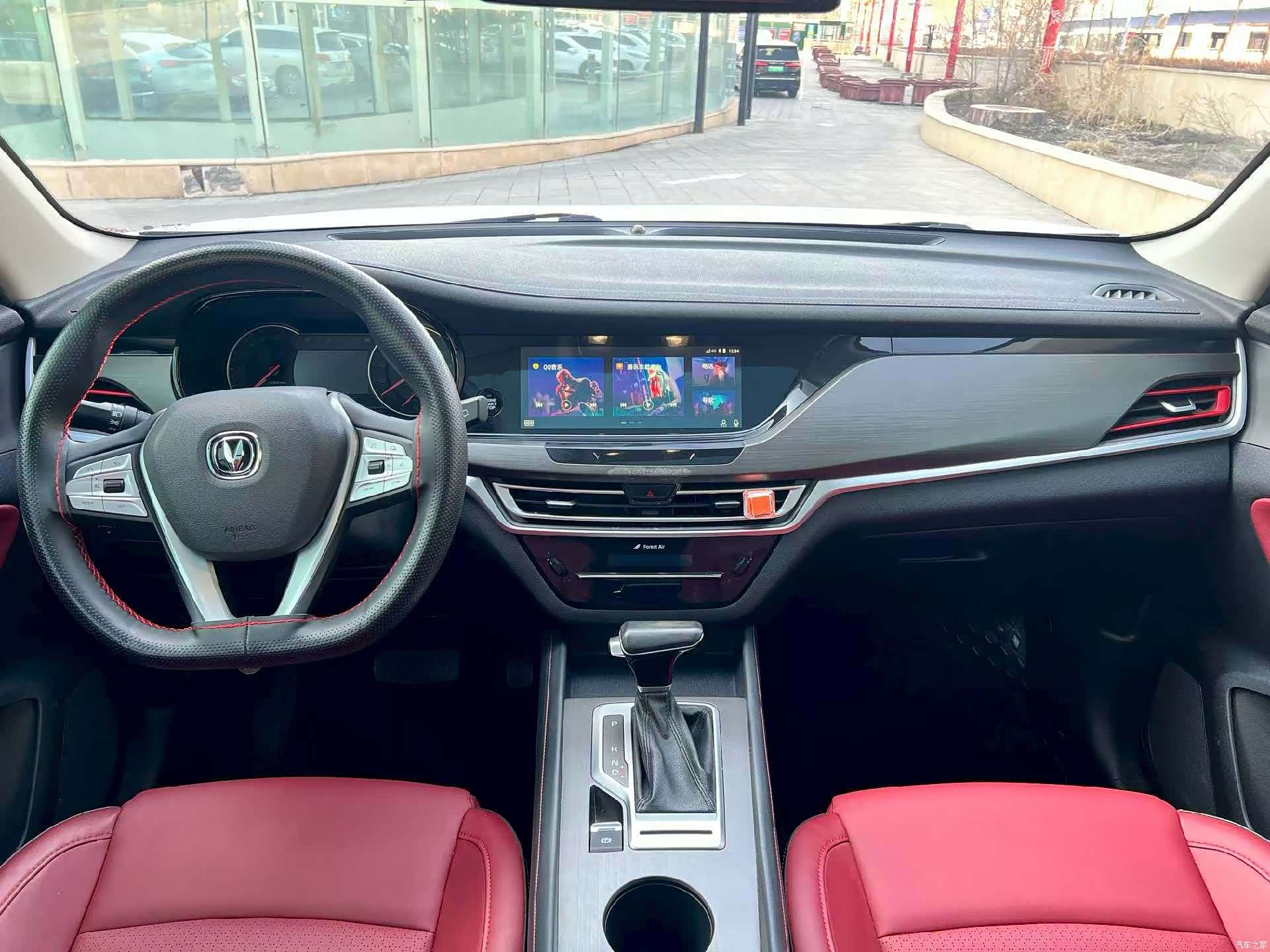 Changan CS35, 2019 все фото