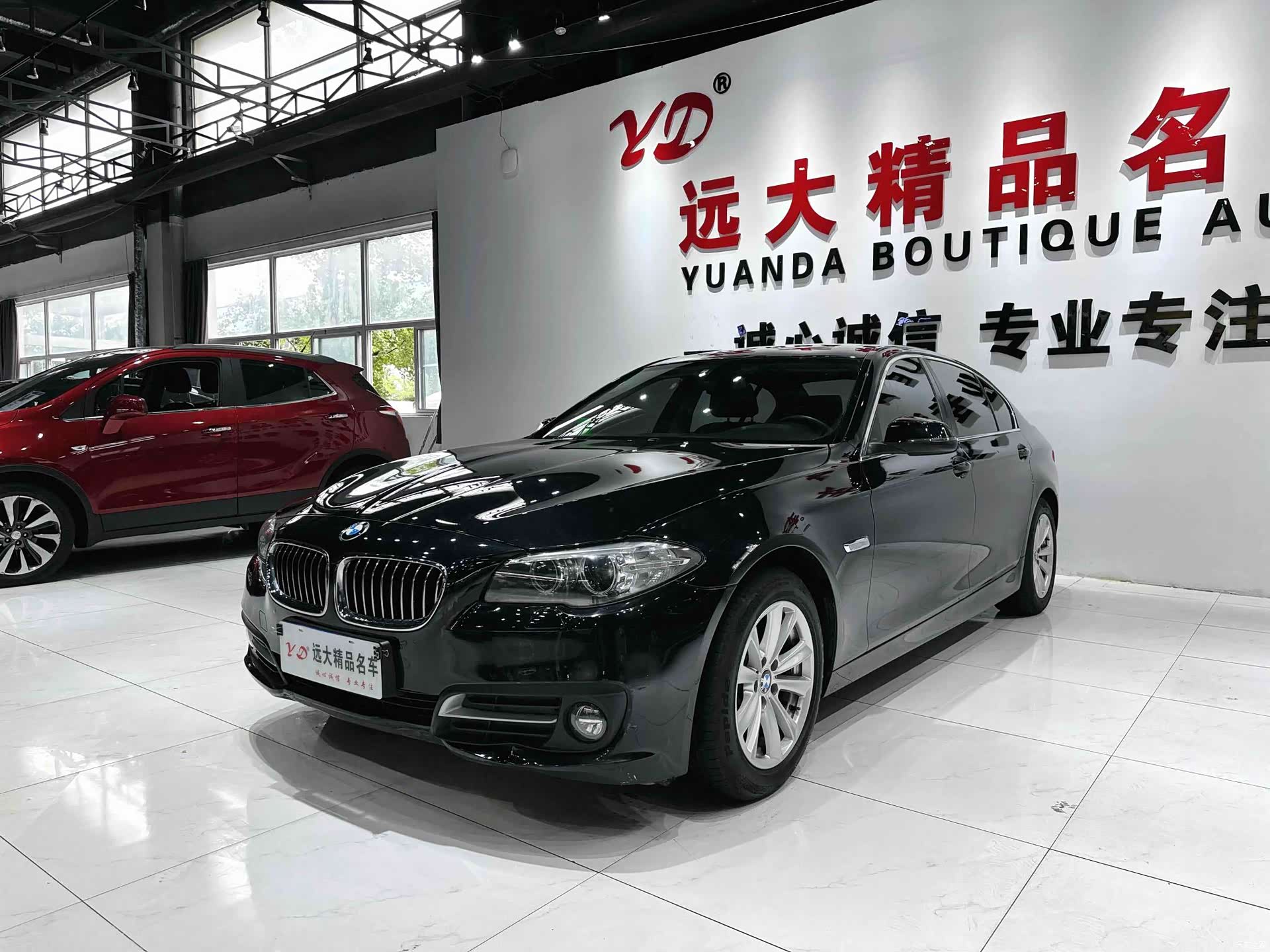 BMW 5 Series, 2016 1
