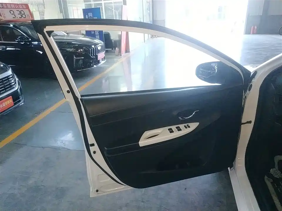 Toyota YARiS L Zhixuan