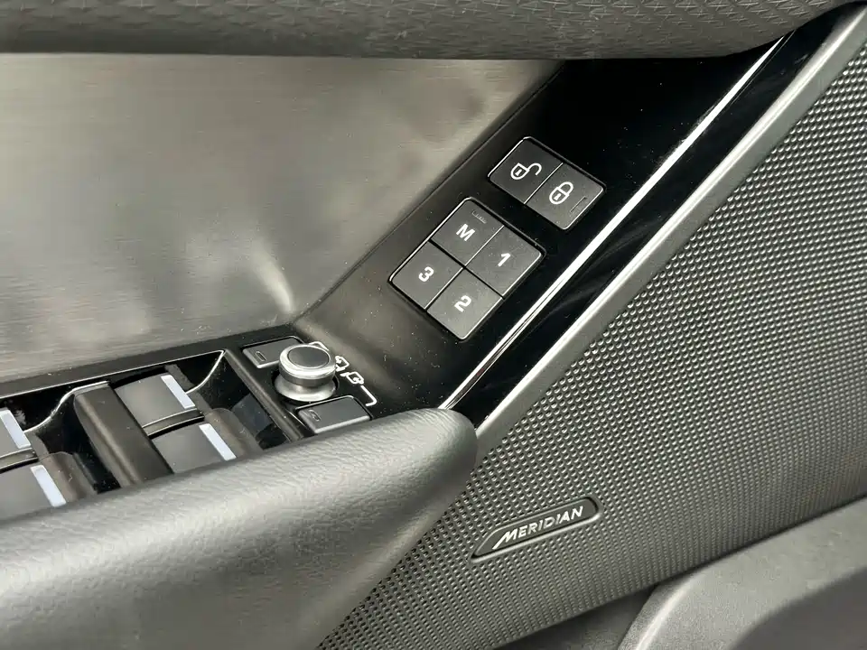 Land Rover Range Rover Star Pulse