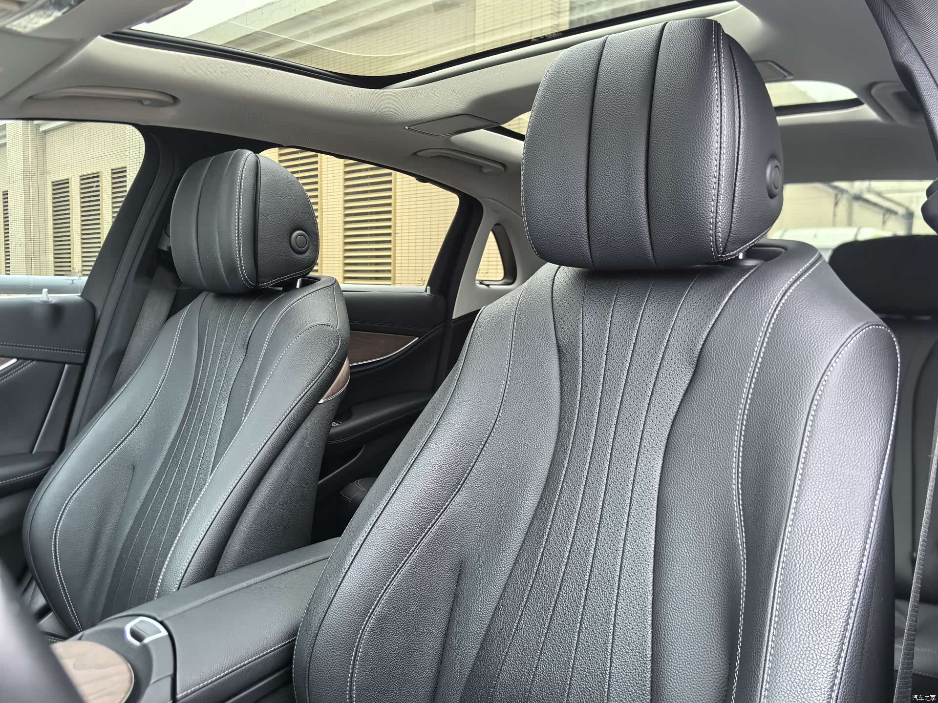 Mercedes-Benz E-Class, 2019 49