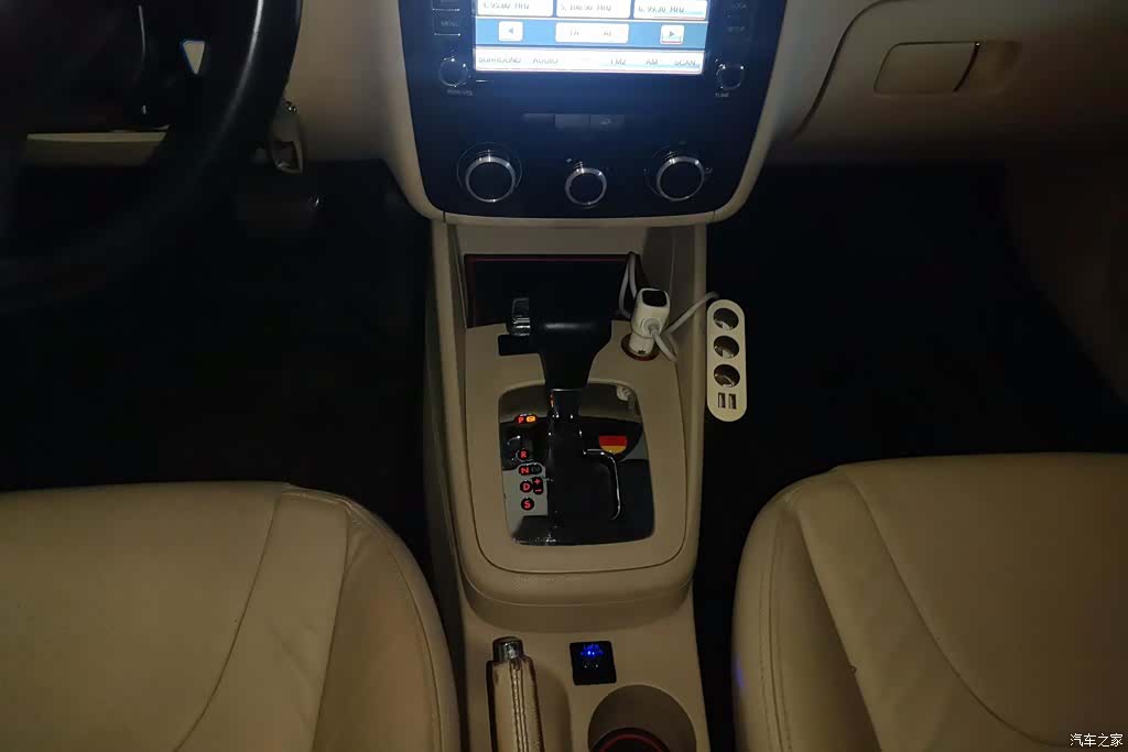 Volkswagen Bora, 2012 16