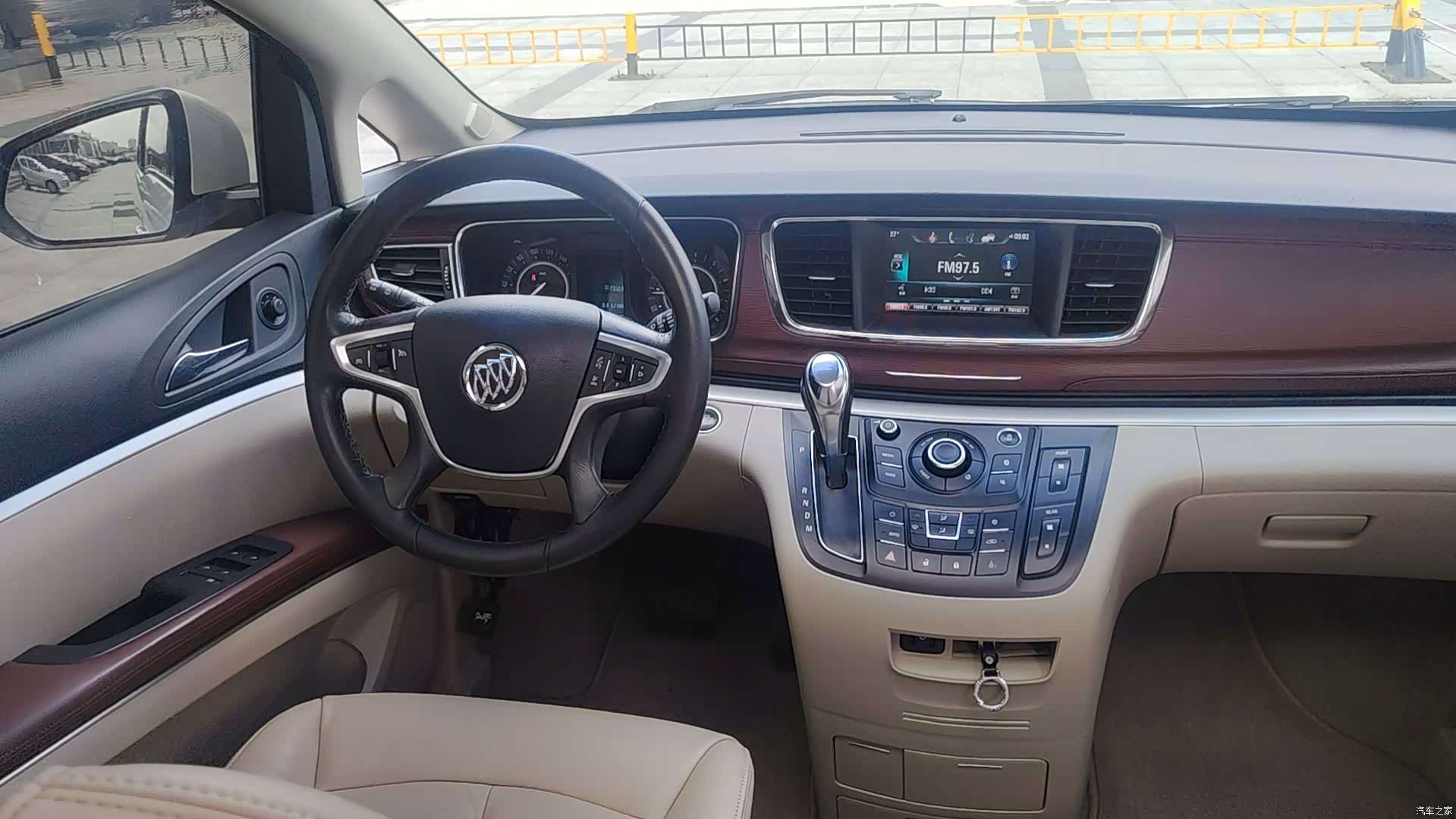 Buick GL8, 2018 8