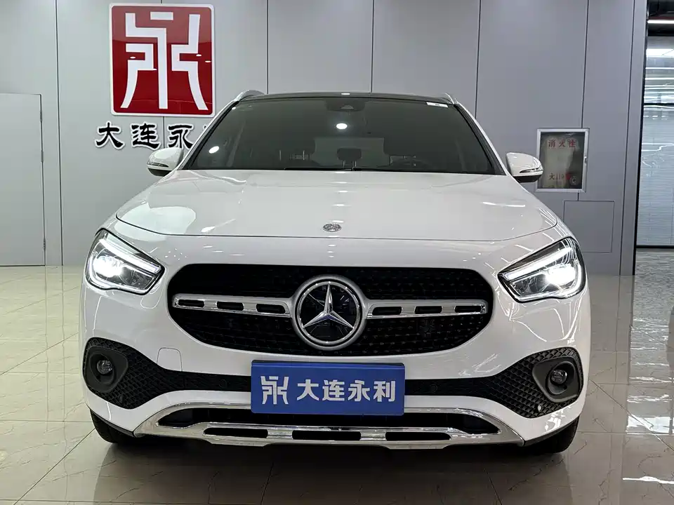 Mercedes-Benz GLA