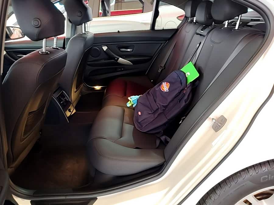 BMW 3 Series 2015, фото 16