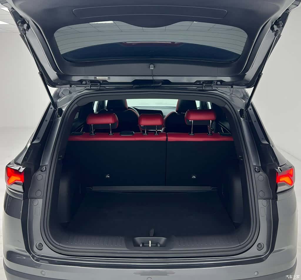 Changan CS35, 2023 23