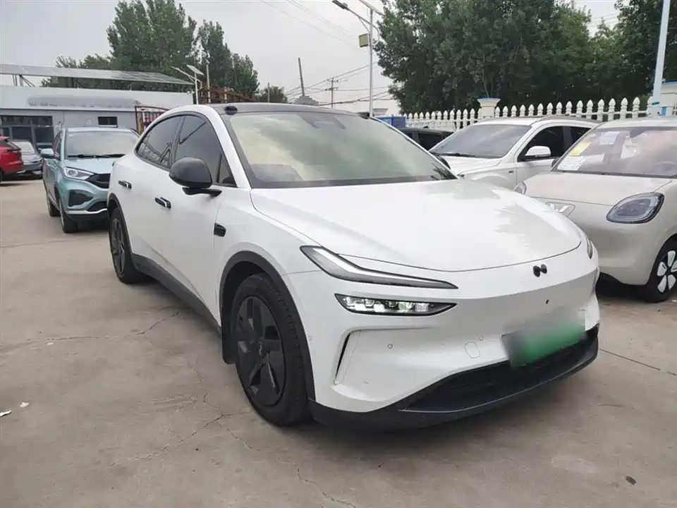 NIO L60