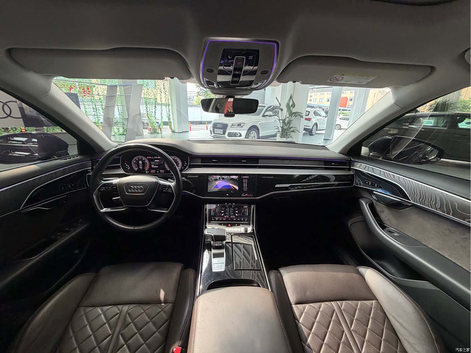 Audi A8L, 2022 9