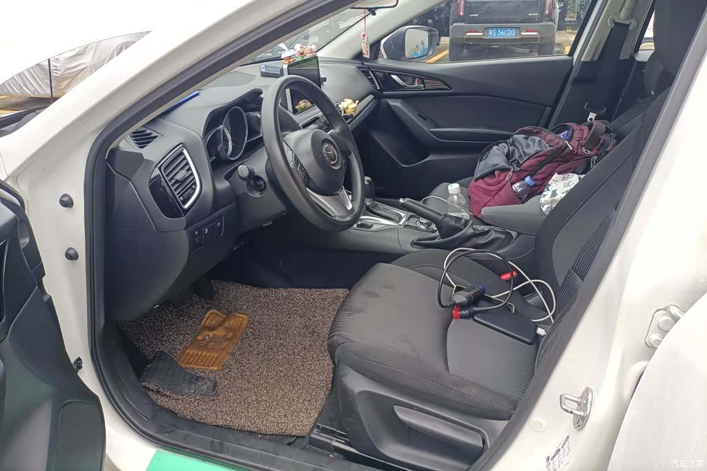 Mazda Mazda3, 2016 9