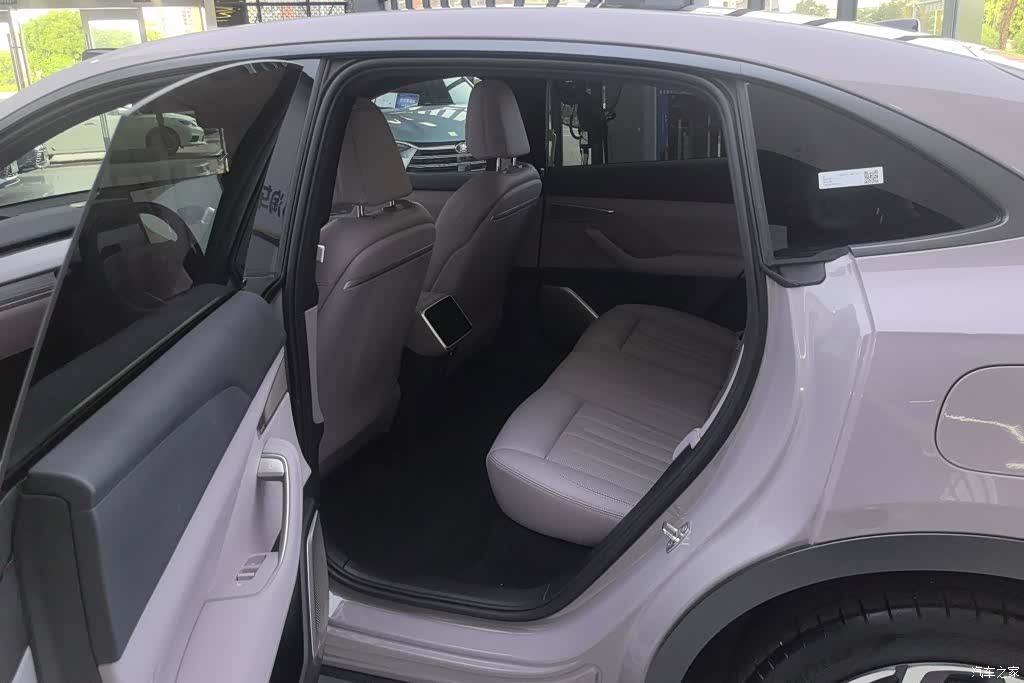 NIO L60, 2025 11