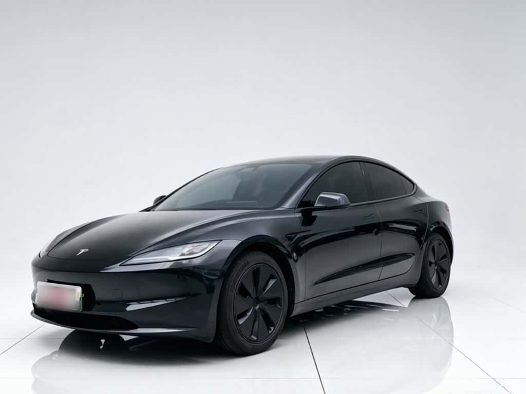 Tesla Model 3, 2025 1
