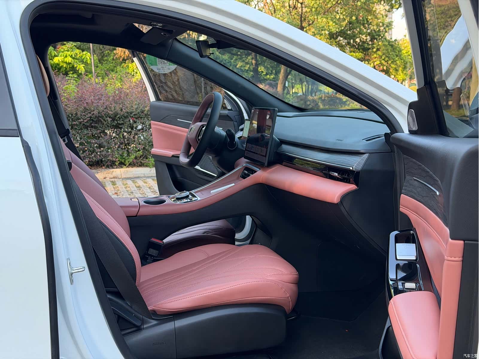 Geely Galaxy L6, 2025 6