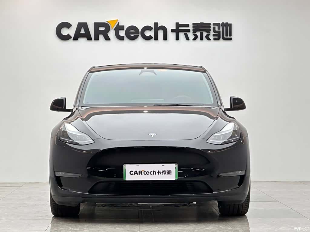 Tesla Model Y, 2023 7