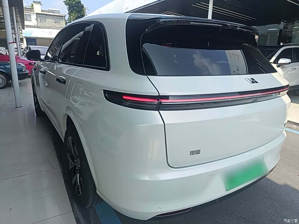 Li Auto L7, 2023 все фото