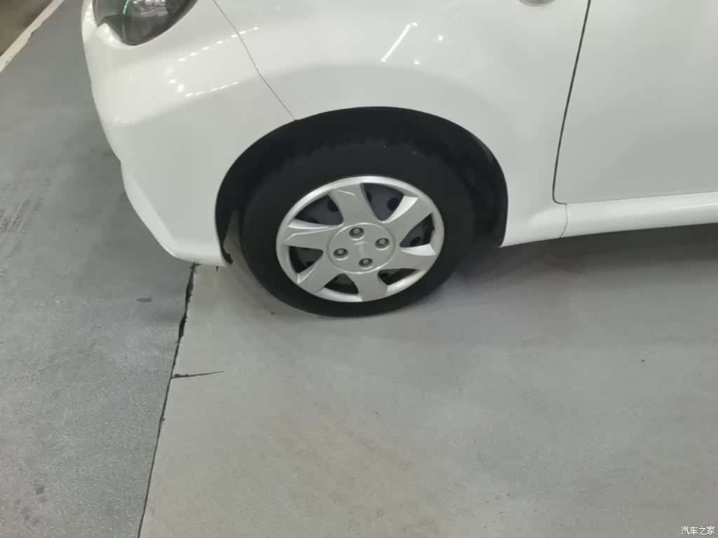 BYD e1, 2019 25