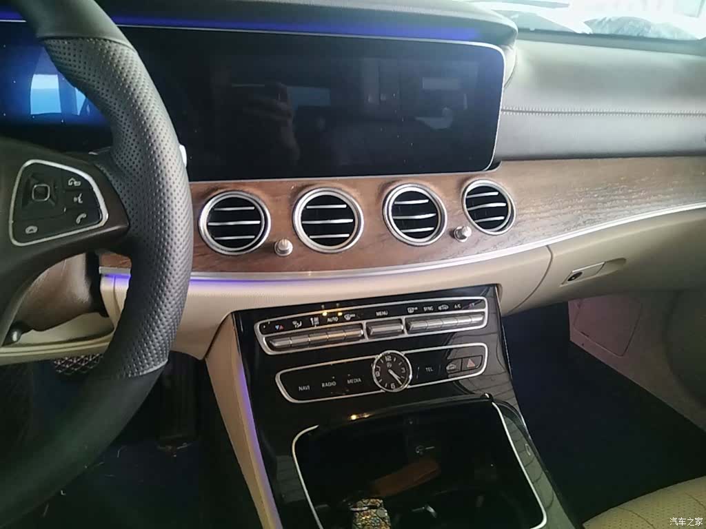 Mercedes-Benz E-Class, 2017 13