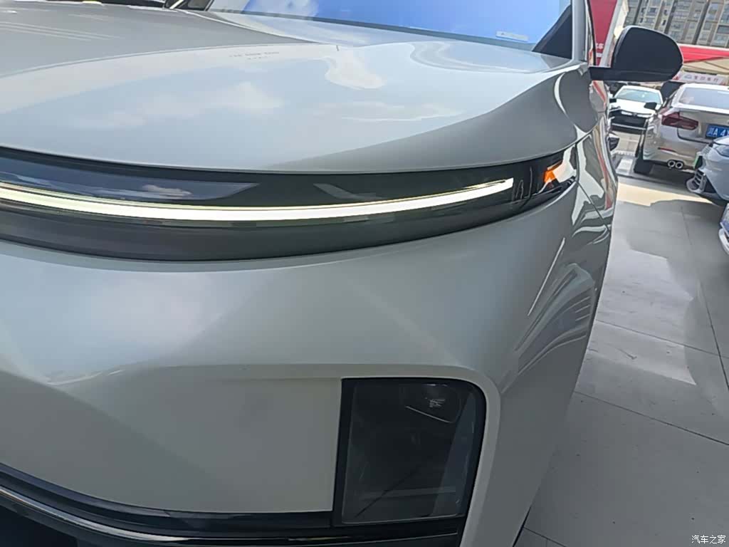 Li Auto L7, 2023 24