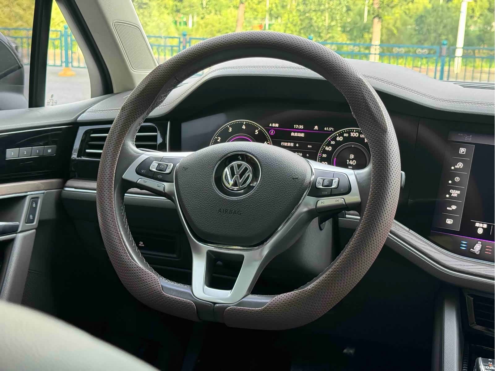 Volkswagen Touareg, 2020 8