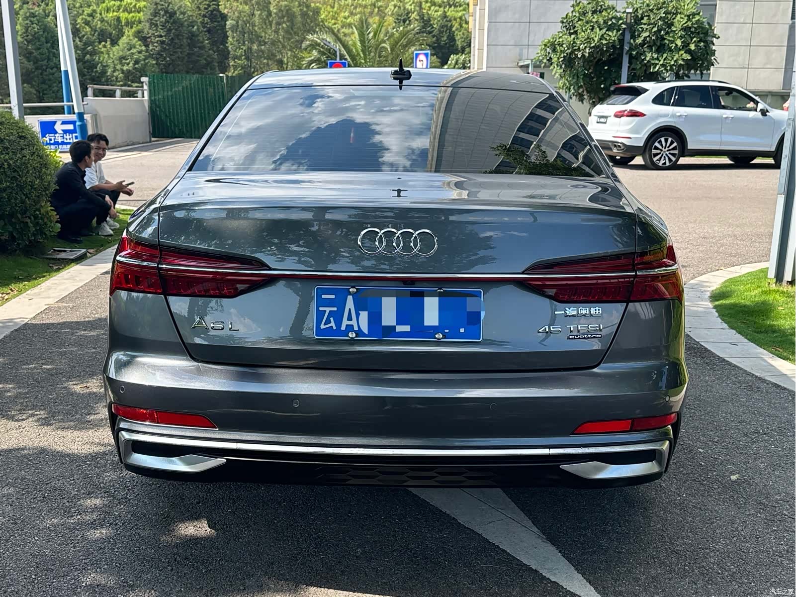 Audi A6L, 2023 все фото