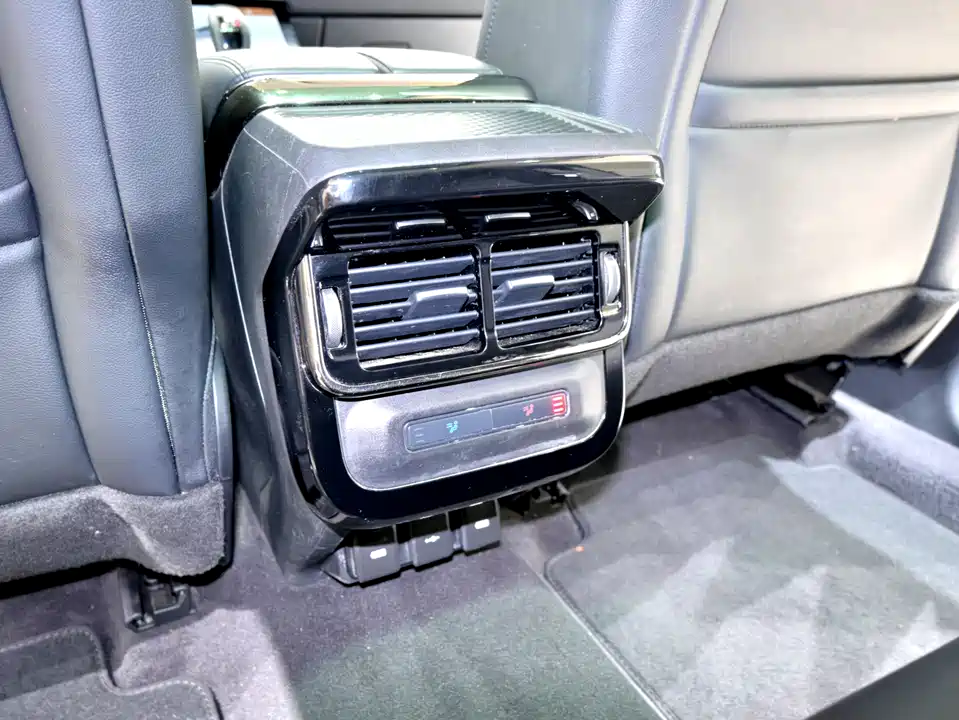 Land Rover Range Rover Aurora