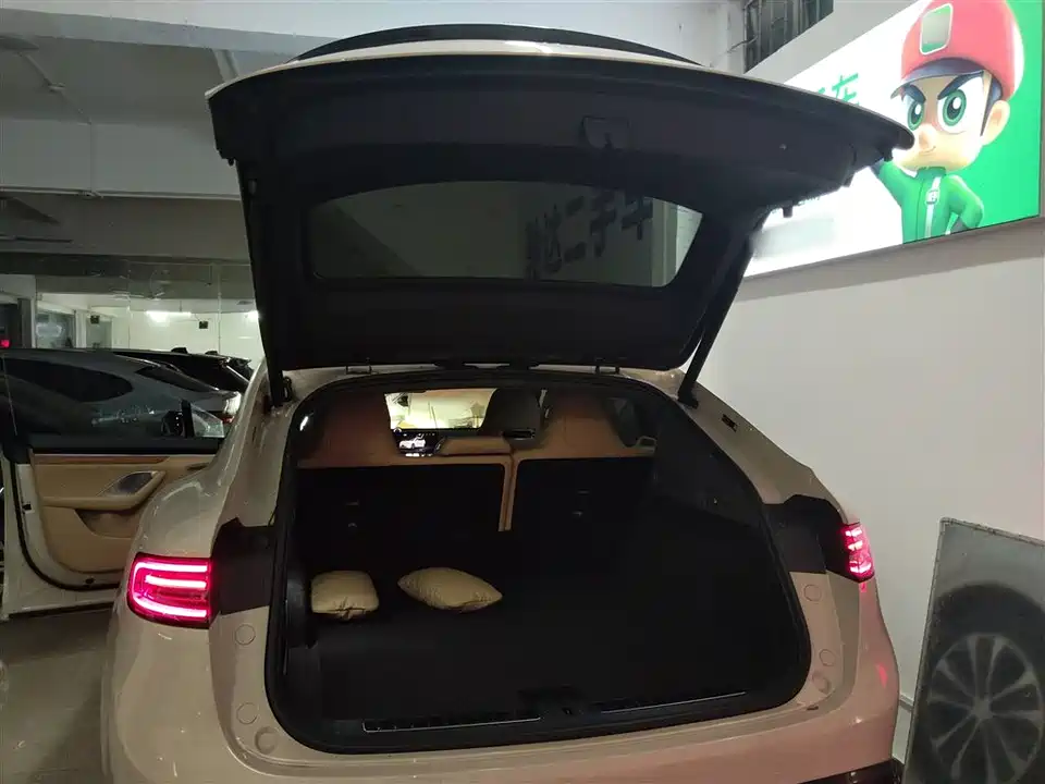 HarmonyOS Wisdom World R7