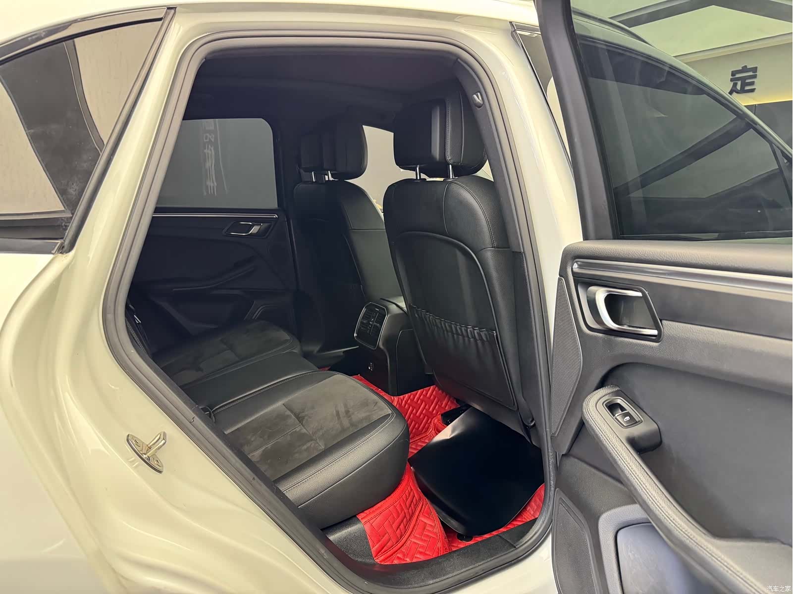 Porsche Macan, 2019 8