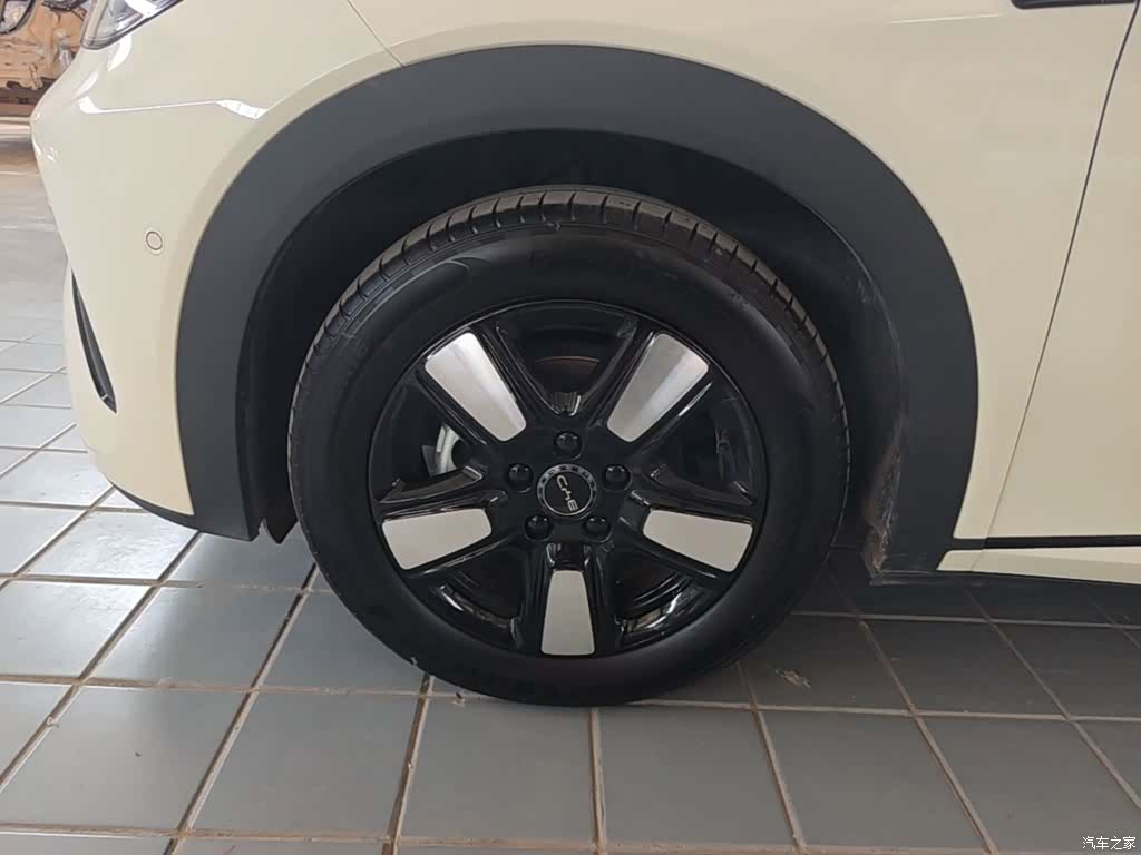 BYD Dolphin, 2025 23