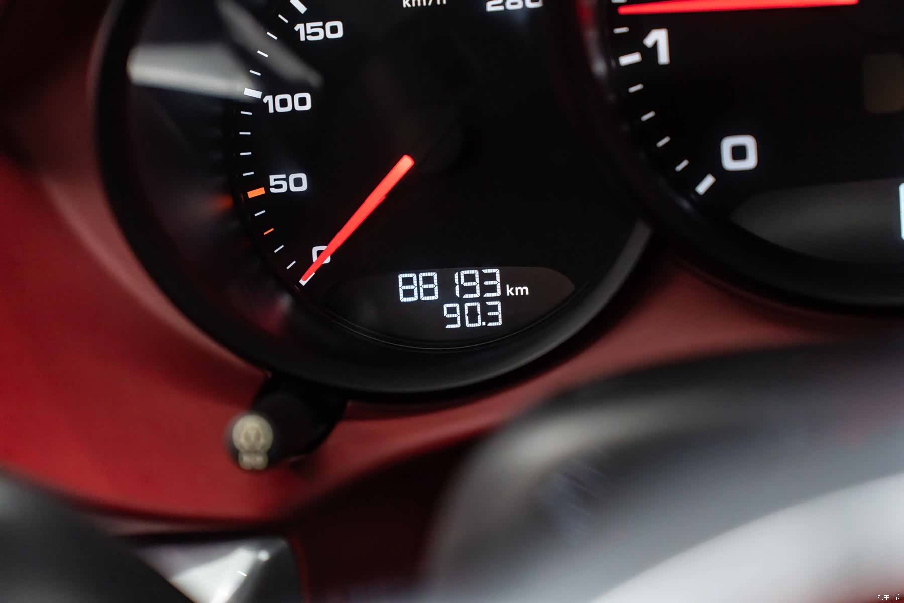 Porsche Cayman, 2018 10