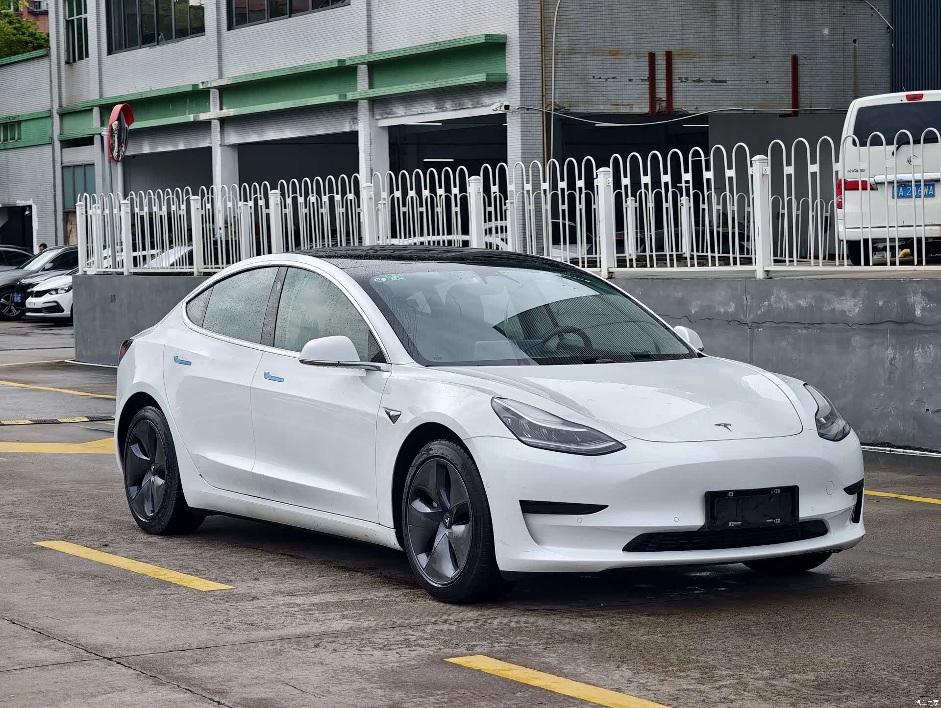 Tesla Model 3, 2020 3