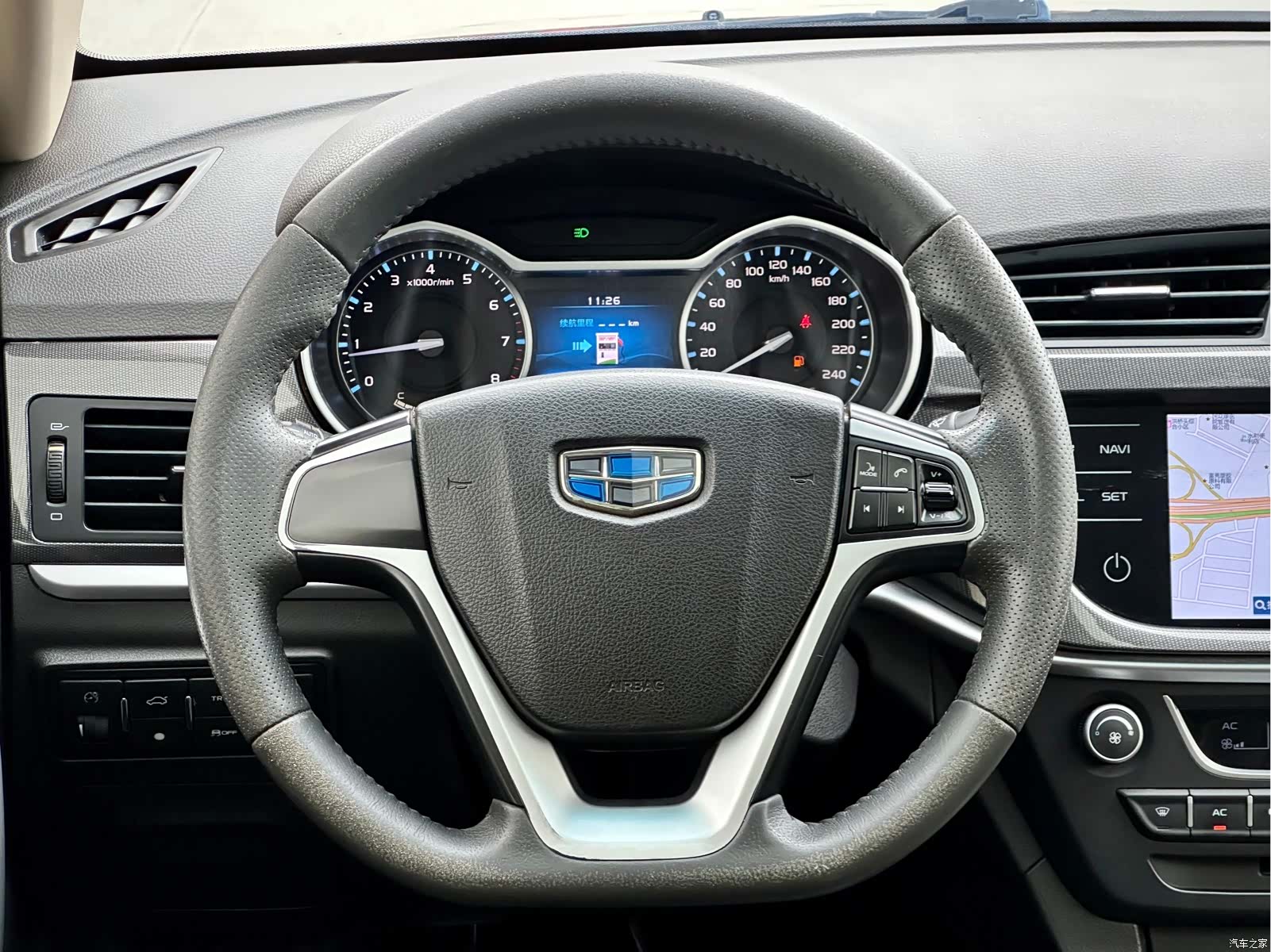 Geely Emgrand, 2017 13