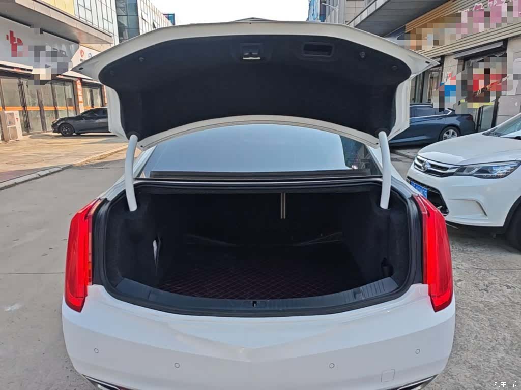 Cadillac XTS, 2017 19