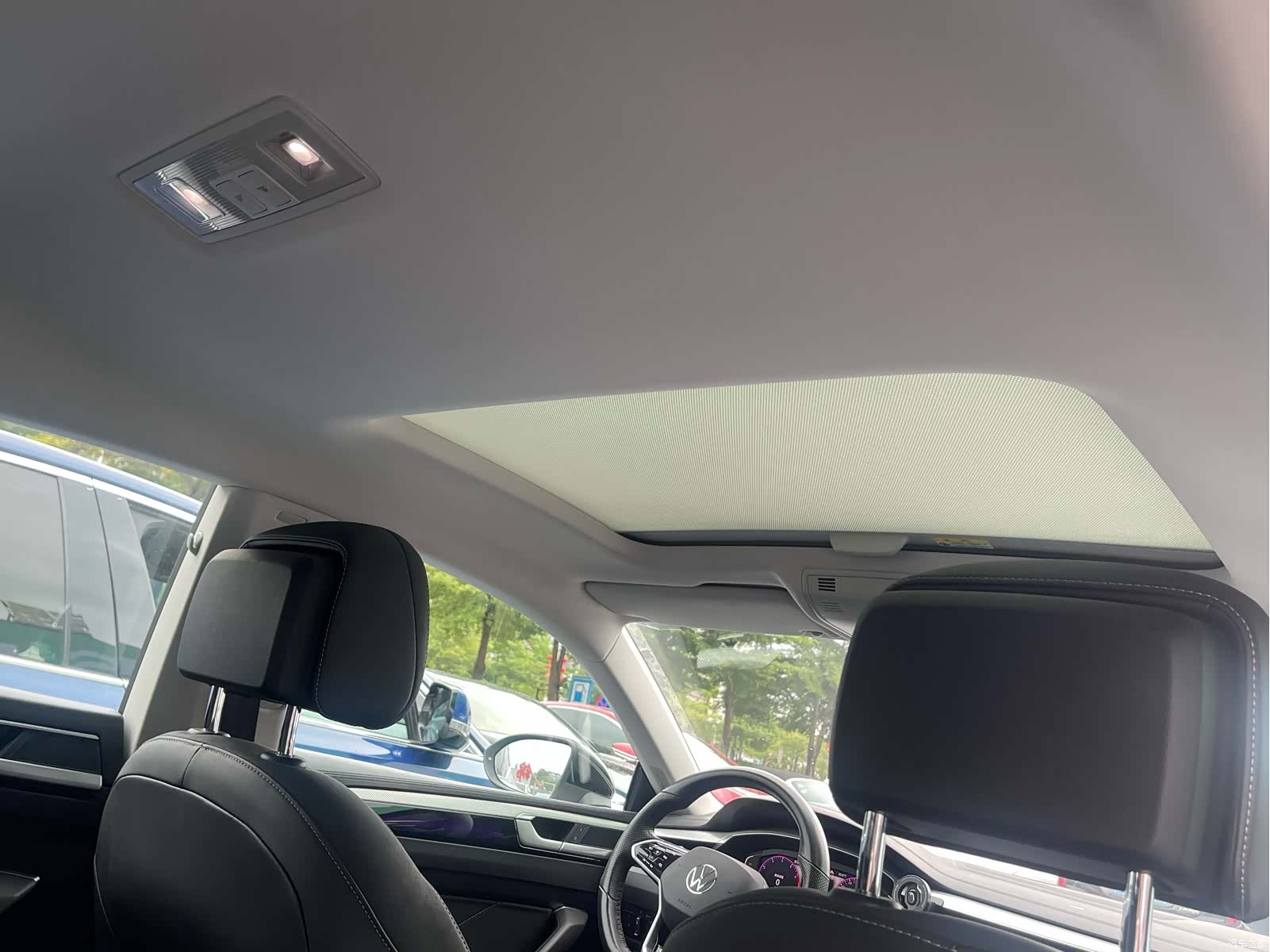 Volkswagen CC, 2023 17