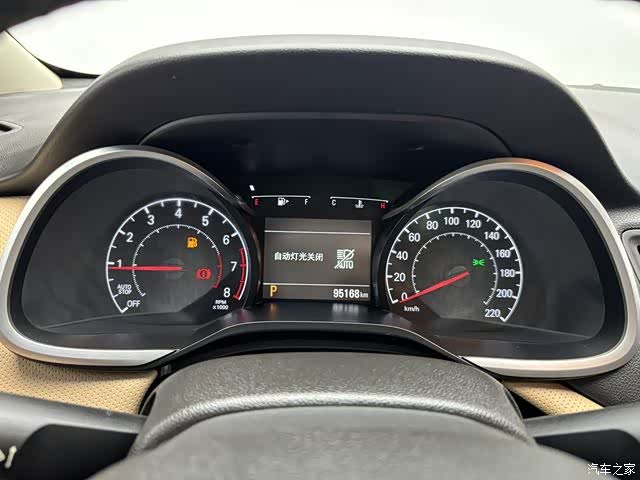 Chevrolet 320, 2021 все фото