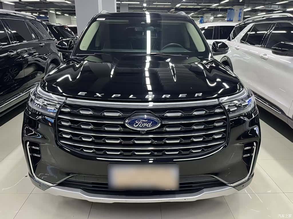 Ford Explorer, 2023 6