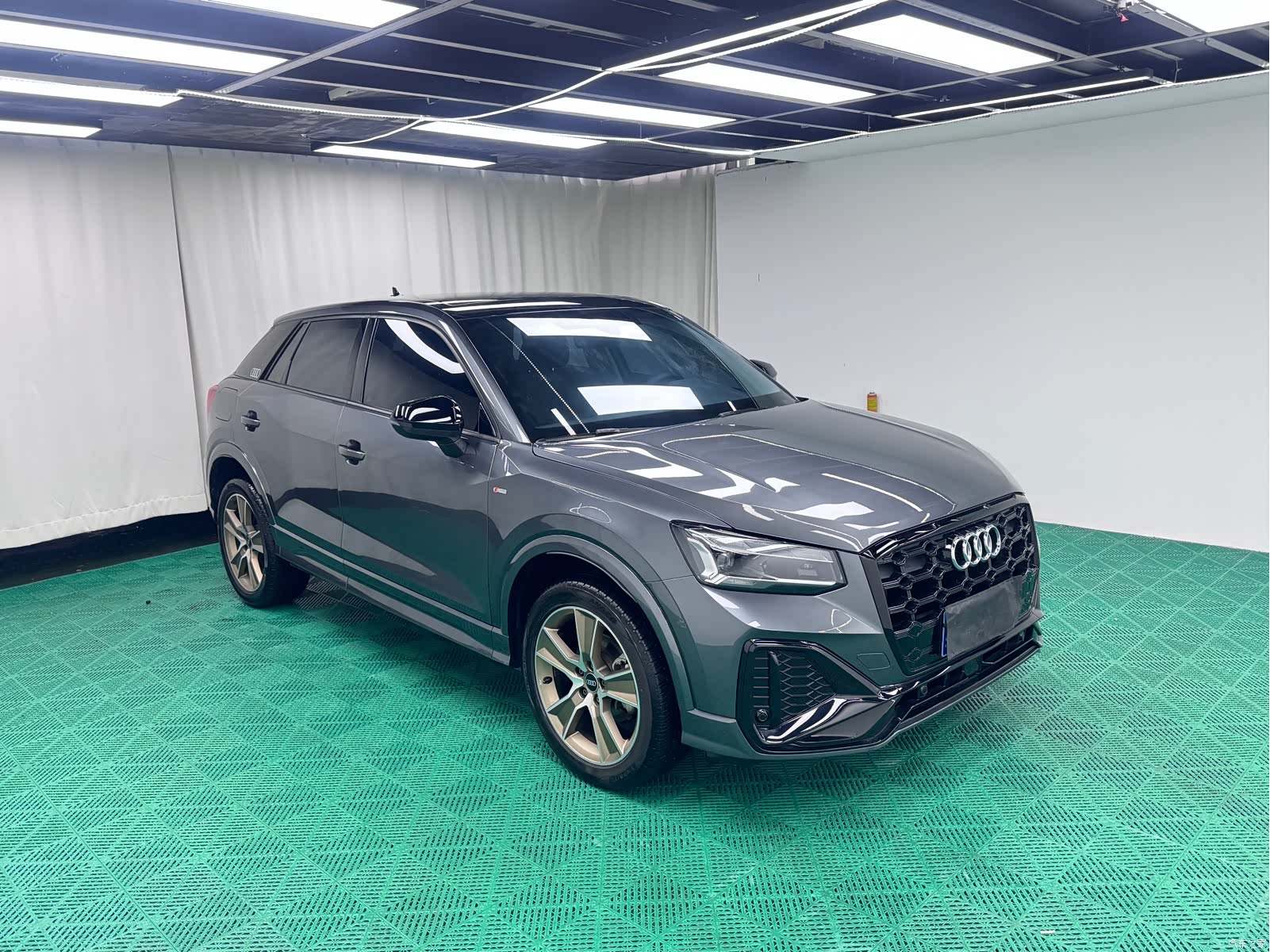 Audi Q2L, 2023 3