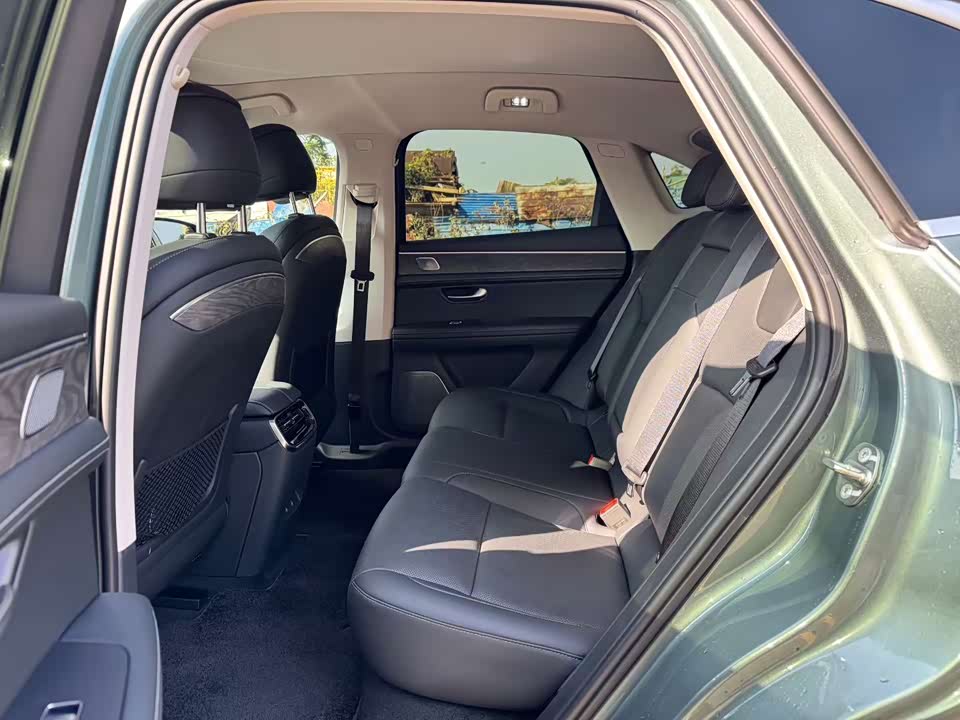 AITO Ask the world M5