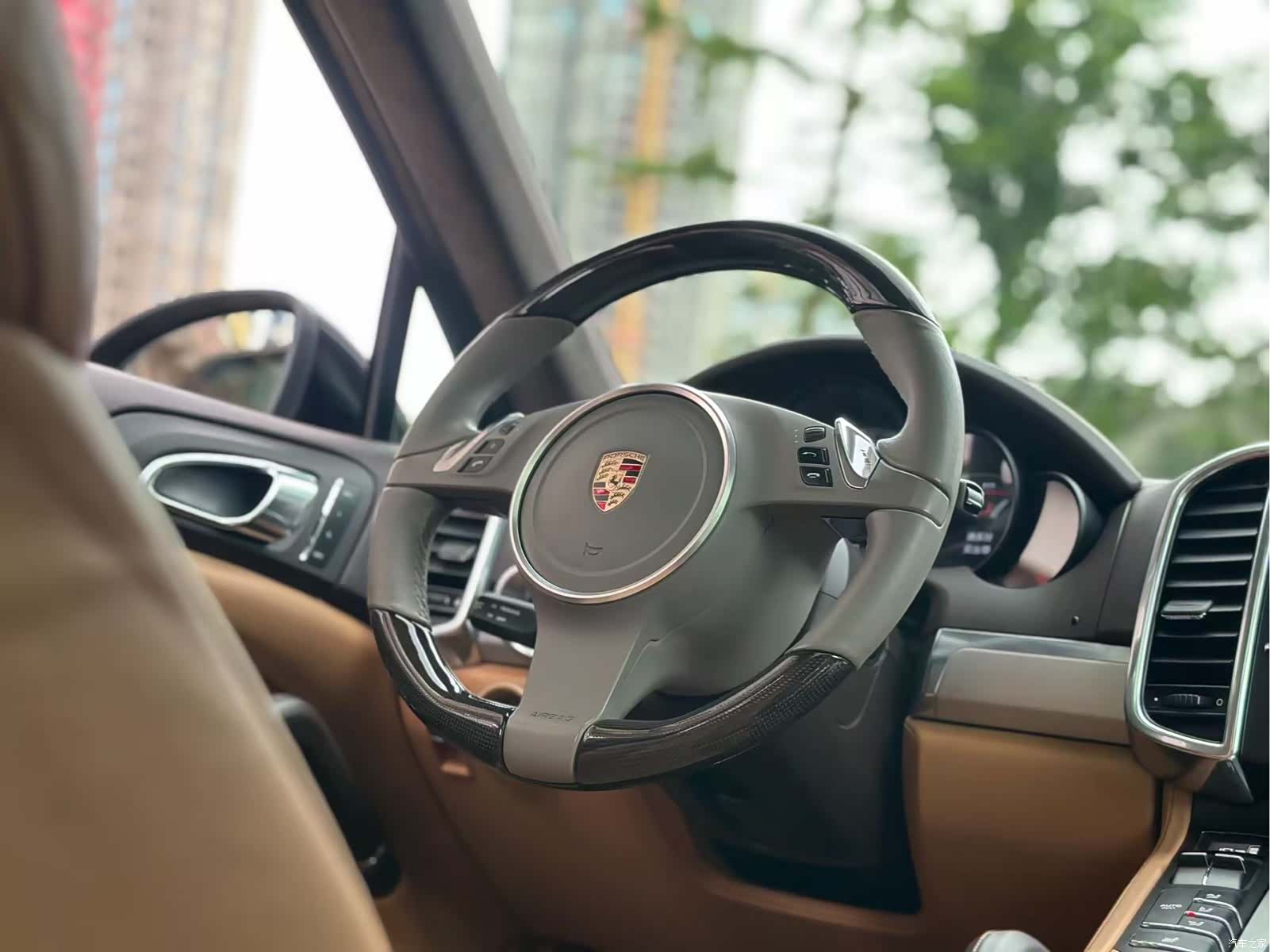Porsche Cayenne, 2011 12