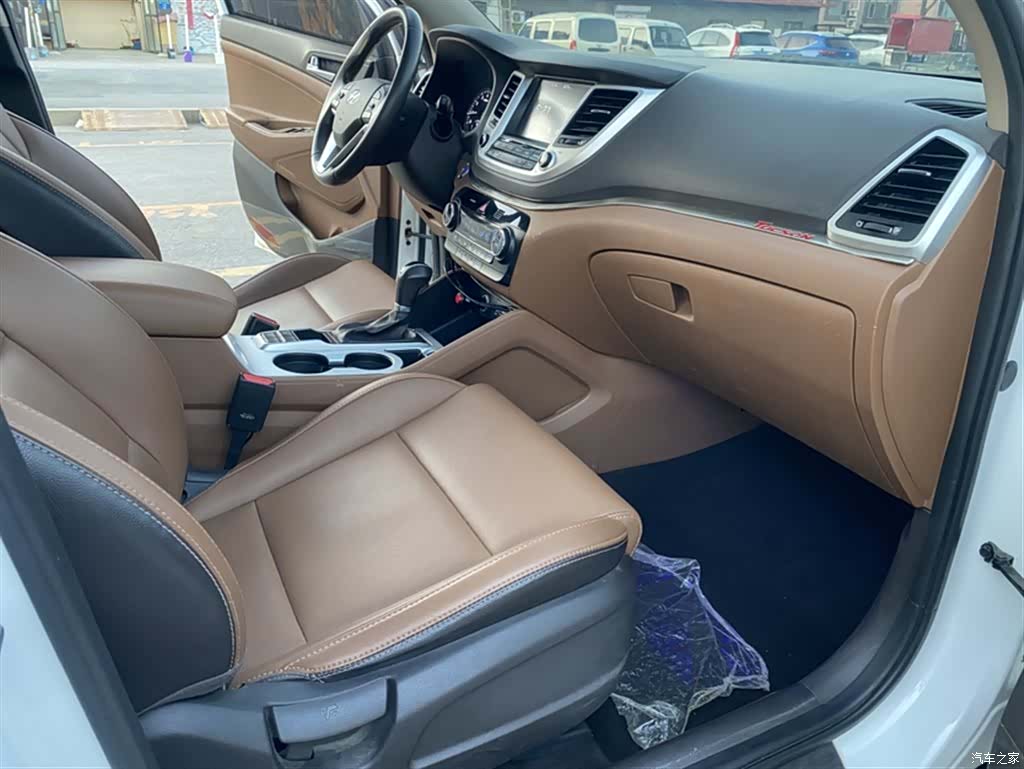 Hyundai Tucson, 2016 8
