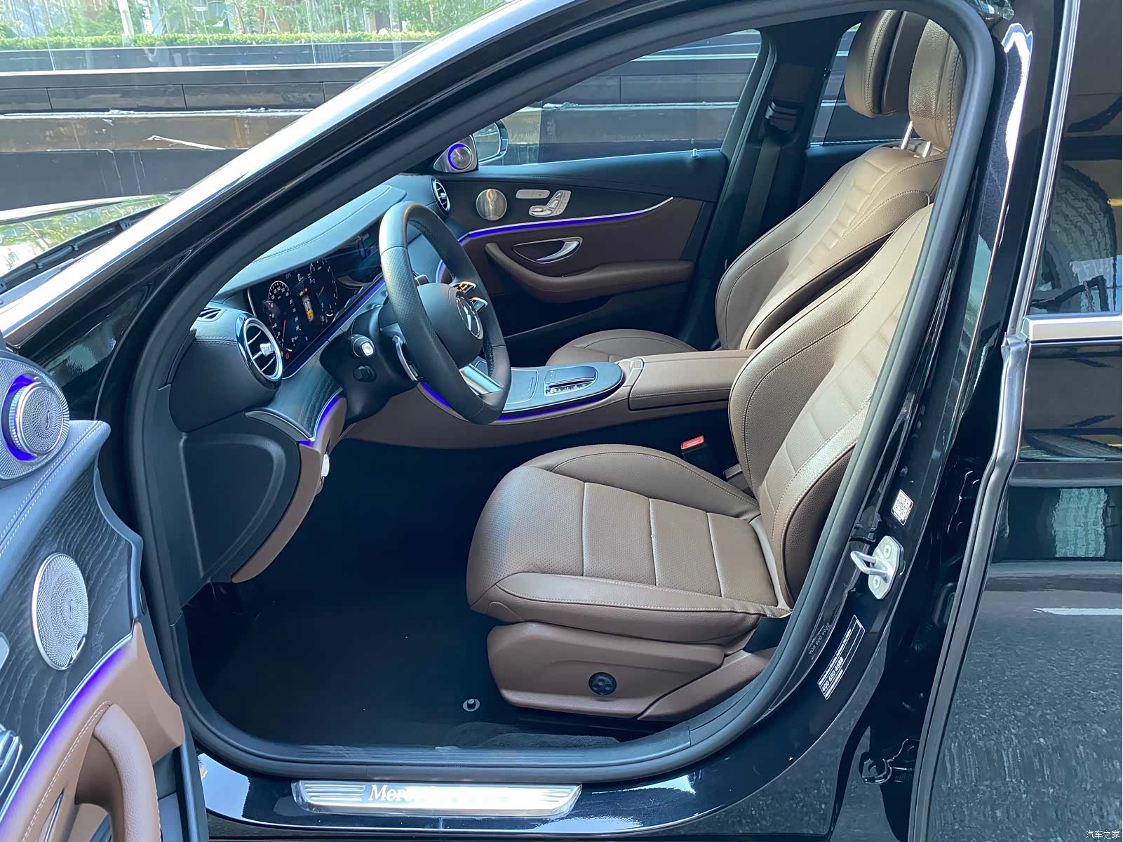 Mercedes-Benz E-Class, 2023 20