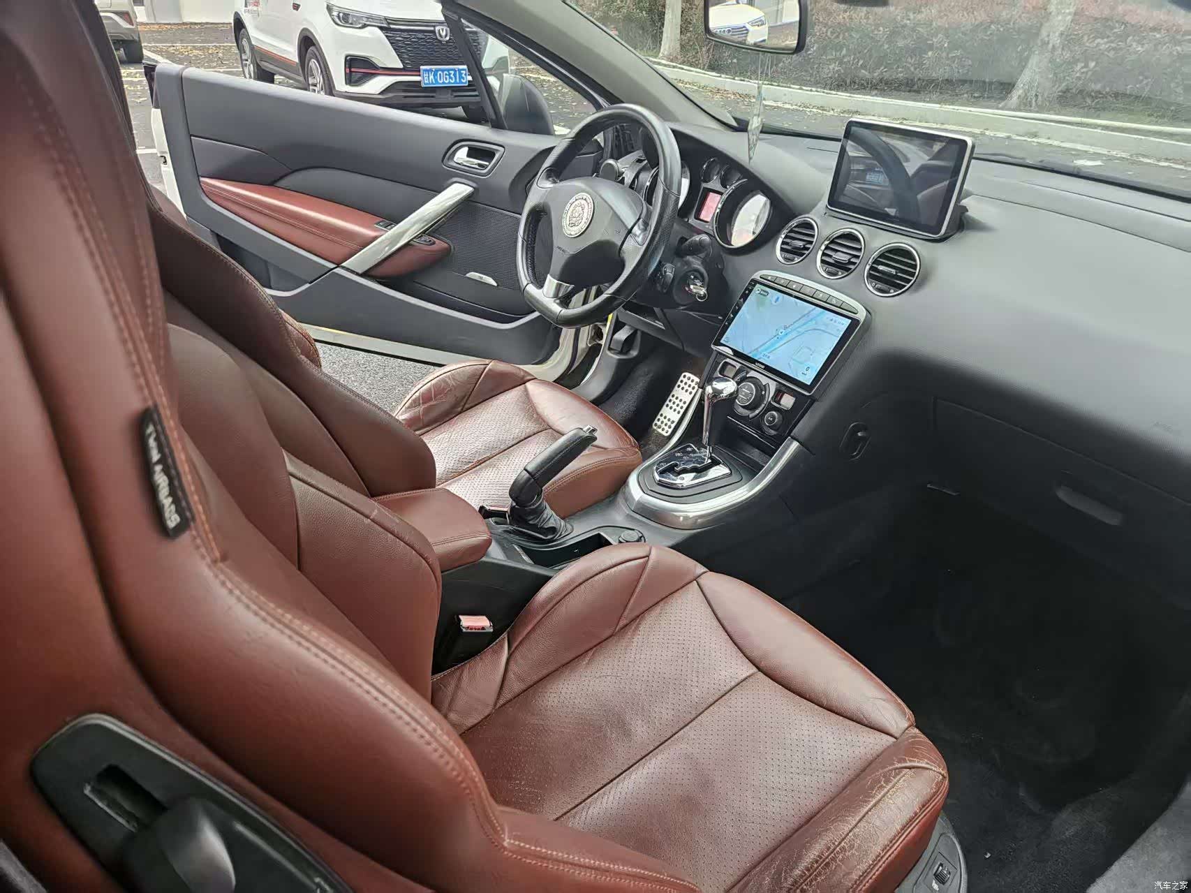 Peugeot 308, 2011 все фото