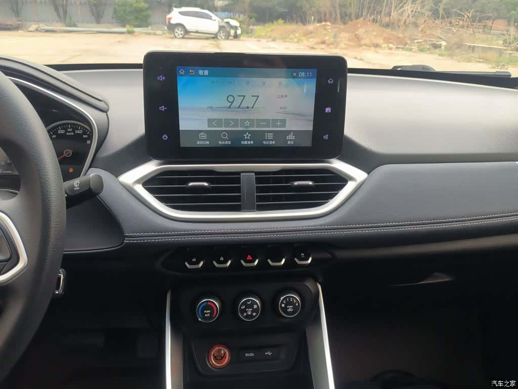 Wuling 530, 2018 9