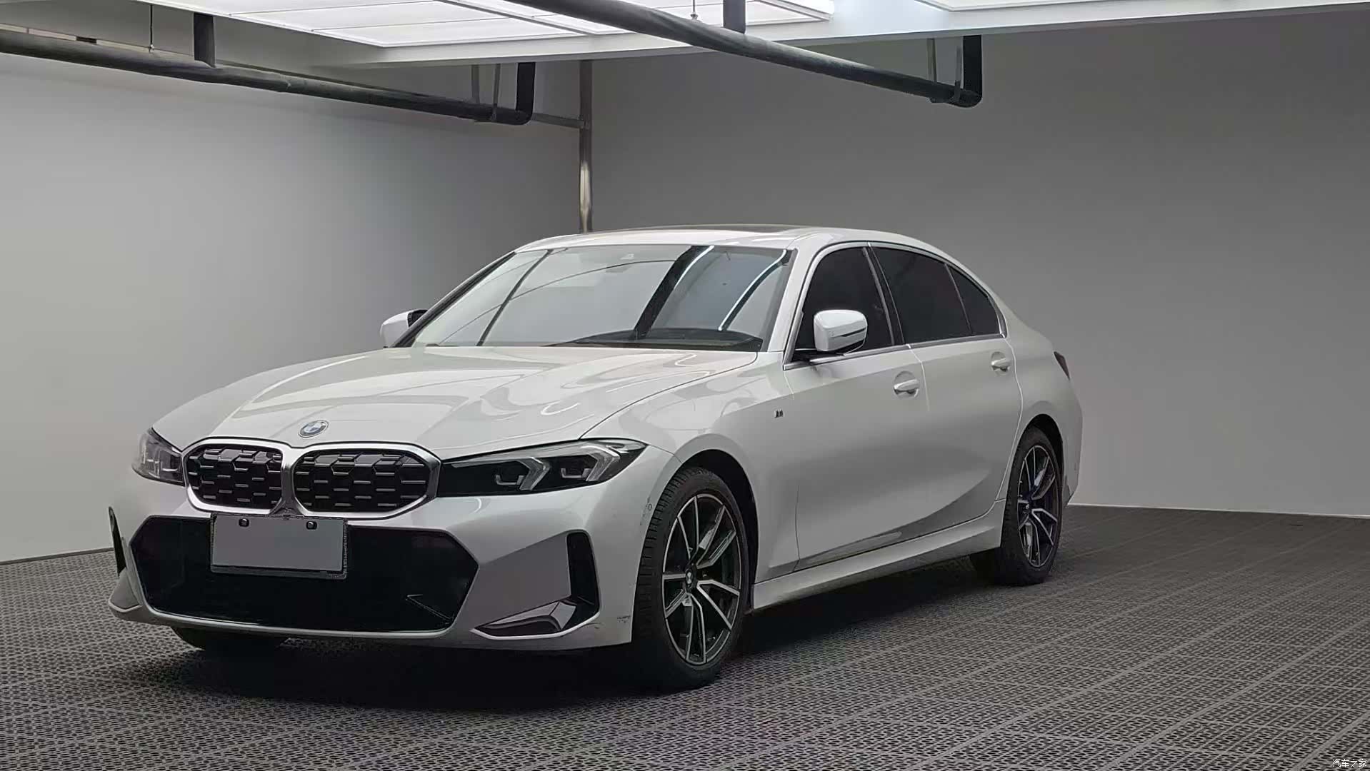 BMW 3 Series, 2024 1