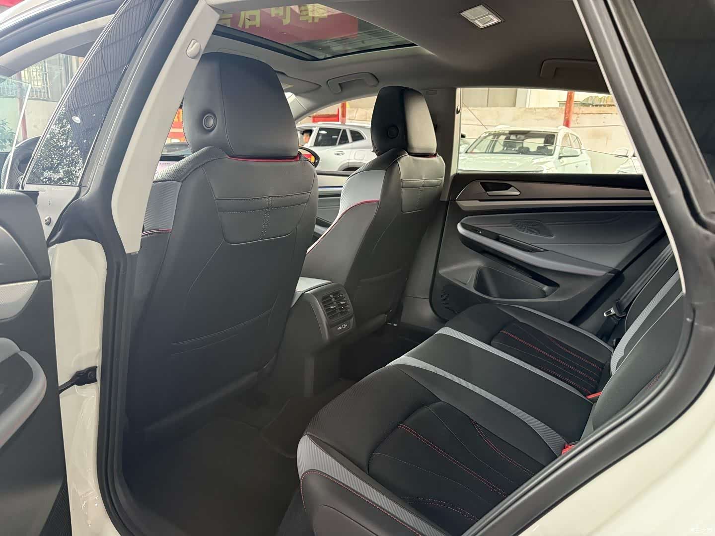 Volkswagen Lamando, 2024 6